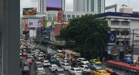 タイの道路事情